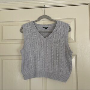 Wild Fable Light Gray V-Neck Sweater Vest